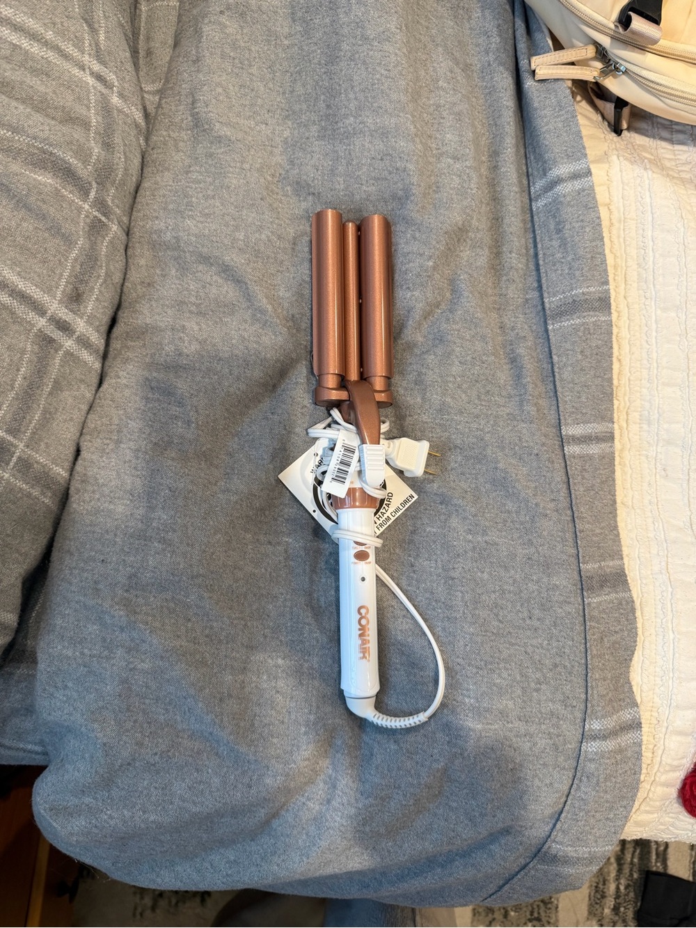 Conair Triple Barrel Waver - Rose Gold/White